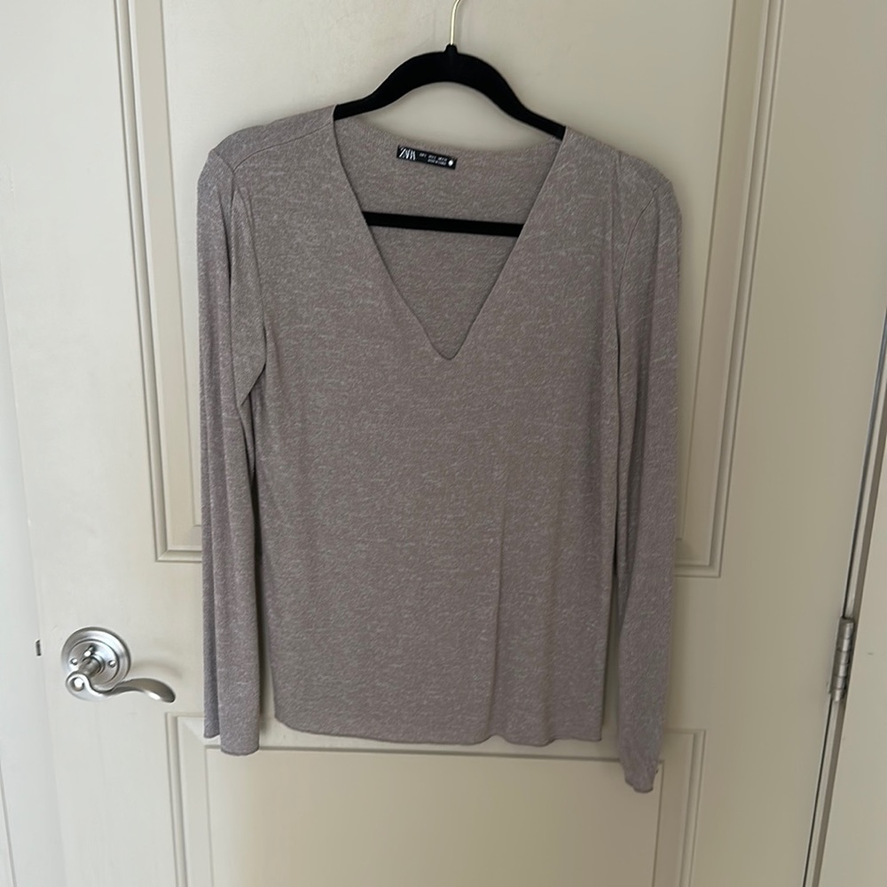 ZARA | Beige Knit Long Sleeve